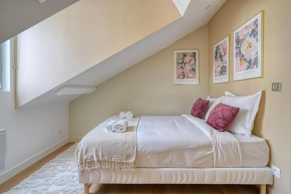 Apartment 4g#appart 8pers # 3 # Commerce # 15#ac